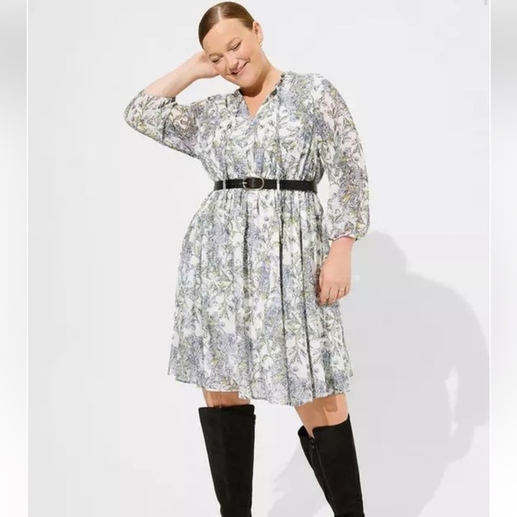 Torrid Mini Clip Dot Front Keyhole Dress Size 2 - Picture 1 of 10